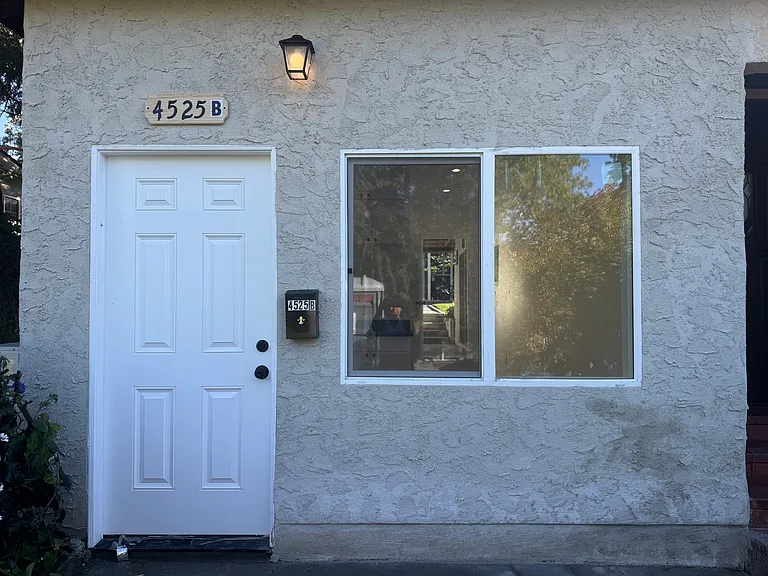 4525 Dunsmore Ave #B — Photo 8