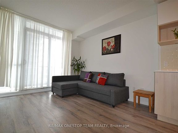 4th image of 52 Forest Manor Rd #707