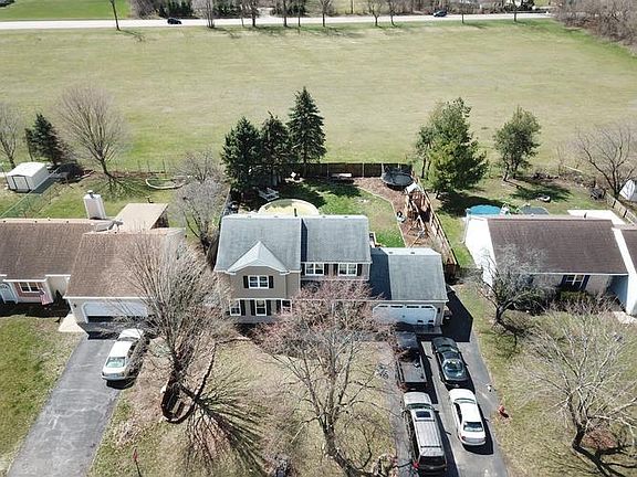 5th image of 781 Woodland Ln