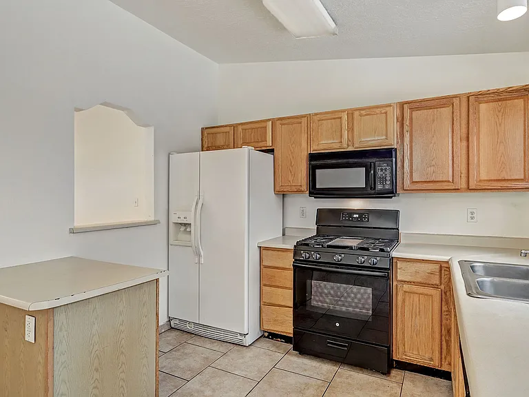1312 Quartz Dr SW — Photo 12