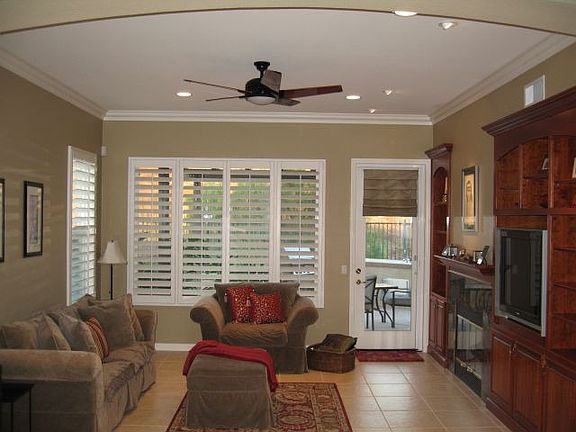 Upgraded w/Art lighting