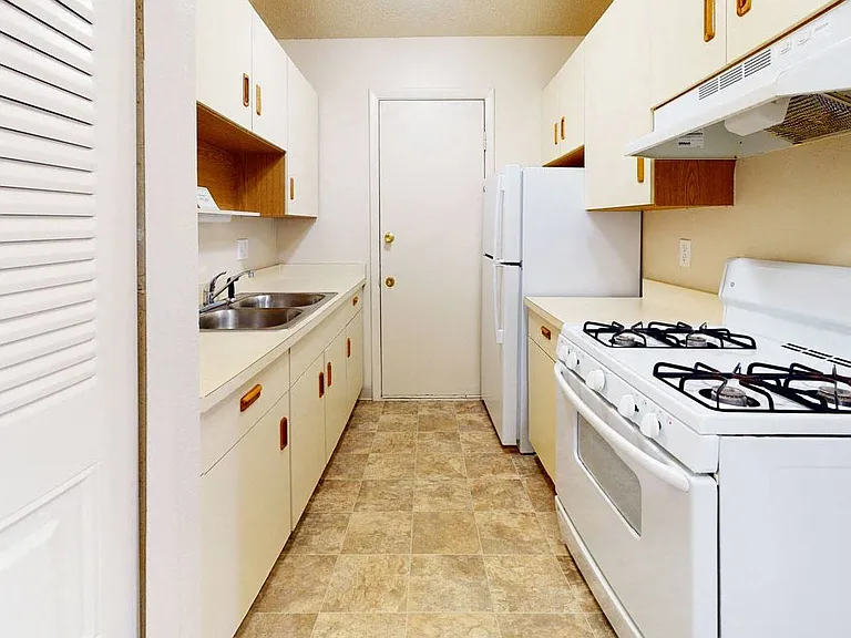 Swiss Valley Apartments — Photo 50