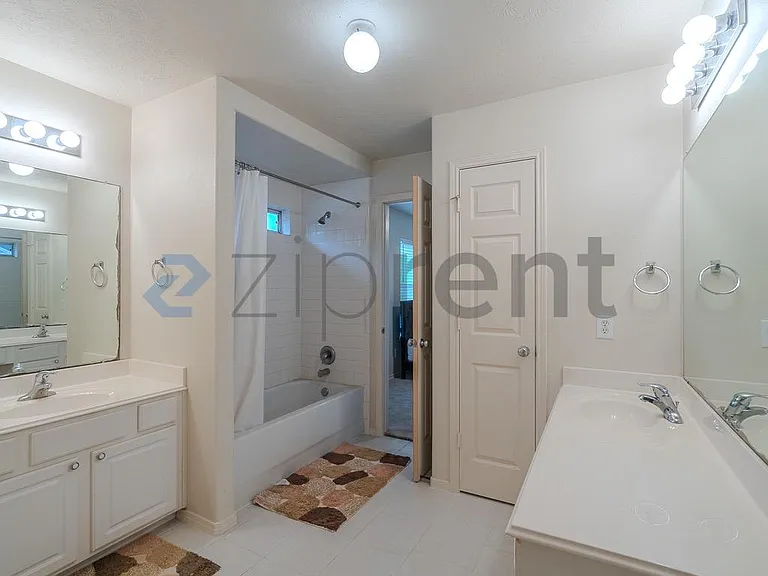 19927 Cypresswood Sq — Photo 39
