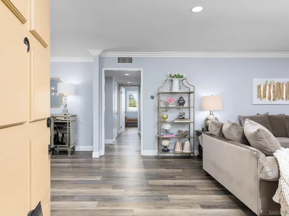 16657 Roca Dr, San Diego, CA 92128