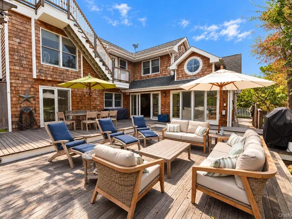 35 Gale Avenue, Seaview, NY 11770
