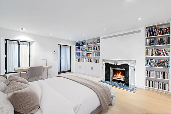 Sold by Compass | media 28