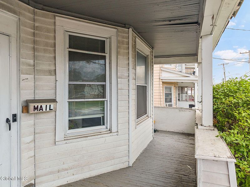 4th image of 698 Central Avenue