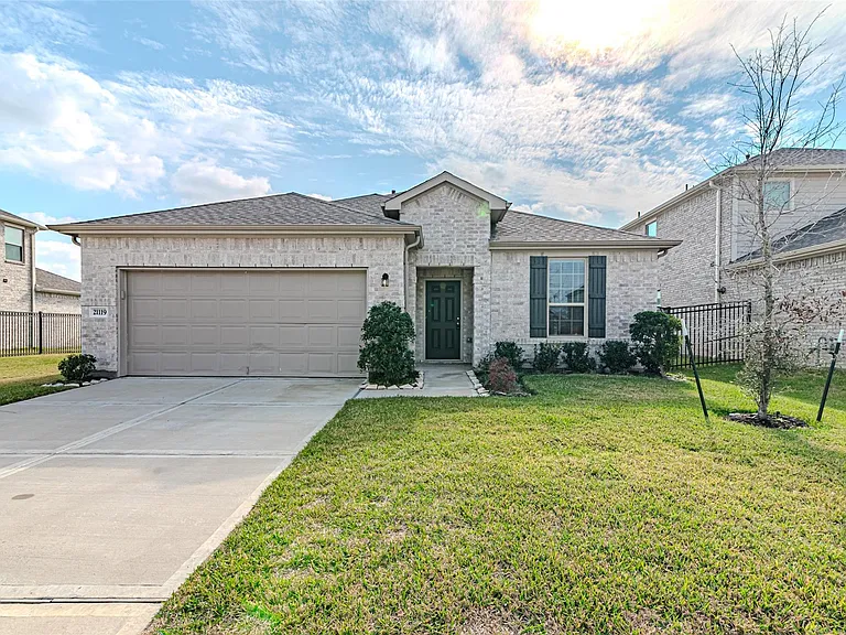 21119 Turtle Glen Ln — Photo 1