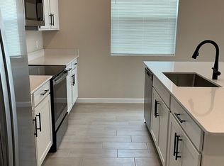 807 Ballantyne Dr, Lake Wales, FL 33898