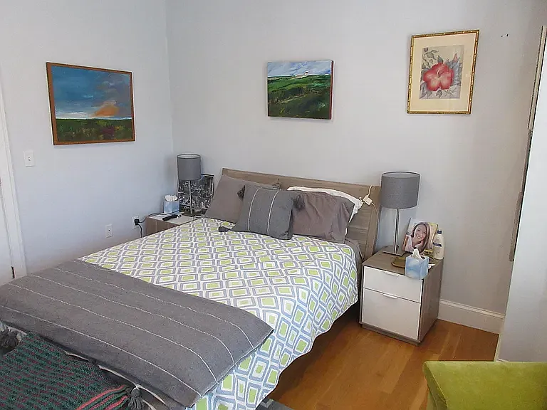 892 E Broadway #2 — Photo 12