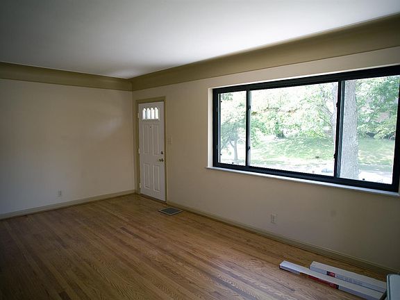2nd image of 22 Imbler Dr