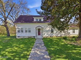 9427 Mascot Rd, Mascot, TN 37806