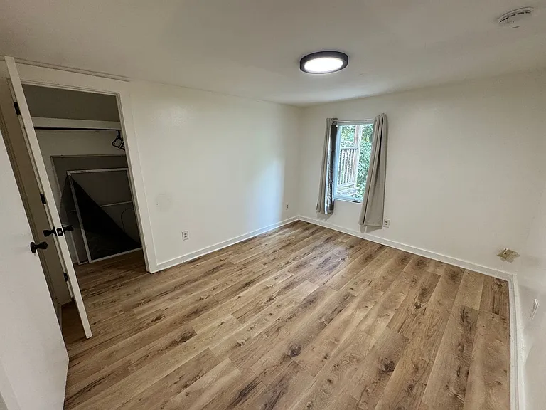 47 South Street — Photo 6