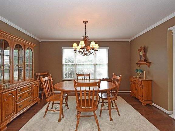 3rd image of 4953 Cedar Brook Ct
