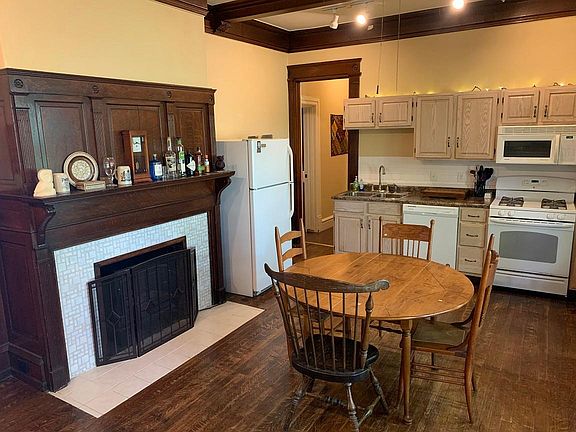 5th image of 423 Prospect Ave SE APT 1