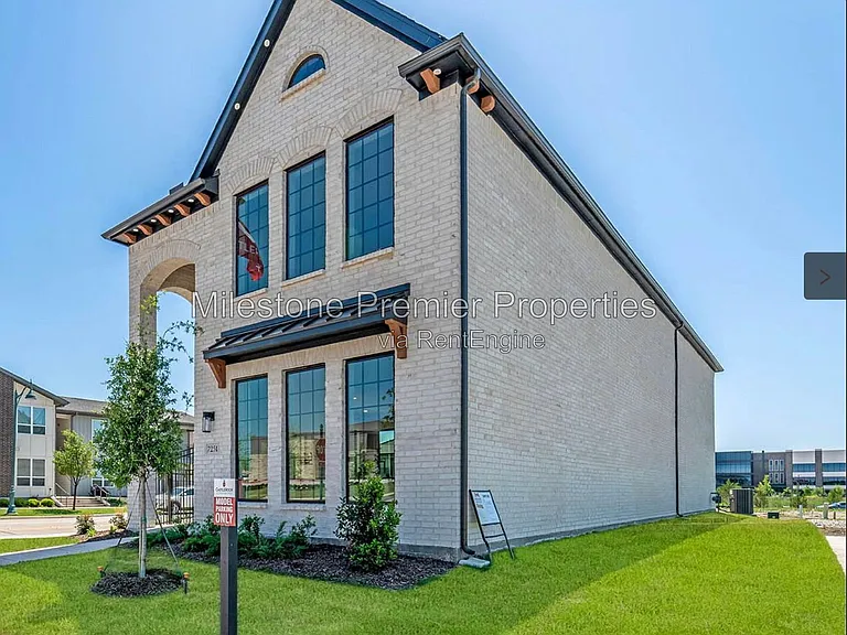 7251 Van Tuyl Pkwy — Photo 2