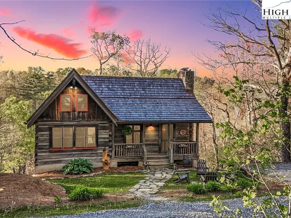 70 Yankee Run, Linville Falls, NC 28752