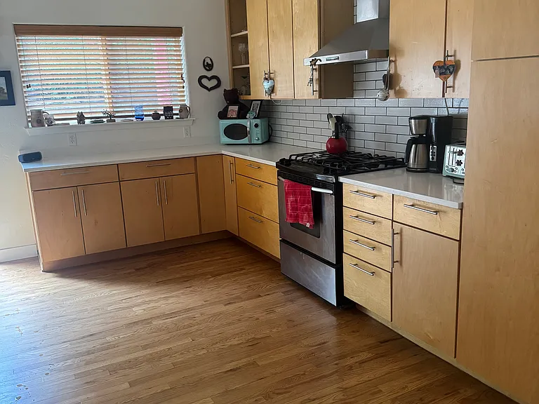 420 Jenkins Ranch Rd — Photo 2