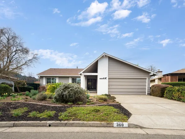 360 Twin Lakes Drive, Santa Rosa, CA 95409
