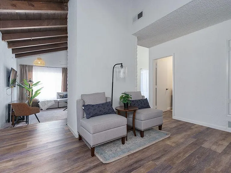 4140 Meadow Lark Dr — Photo 19