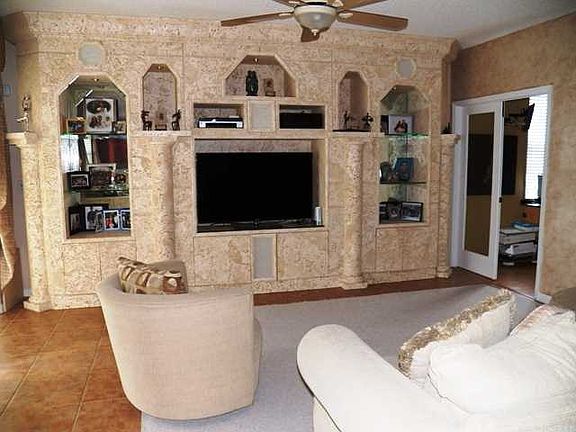 5th image of 1738 Sparrow Ln