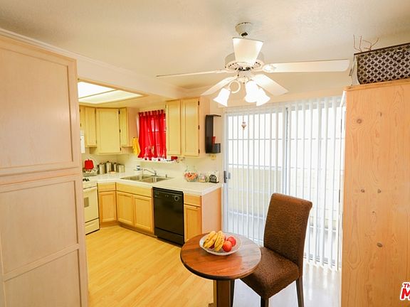 5th image of 410 W 220th St Unit 13