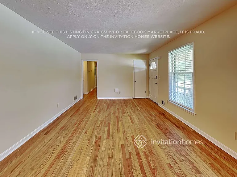 5437 Janice Ln — Photo 4