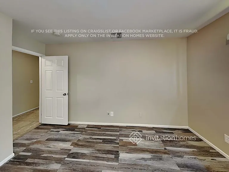 18637 Covello St — Photo 14