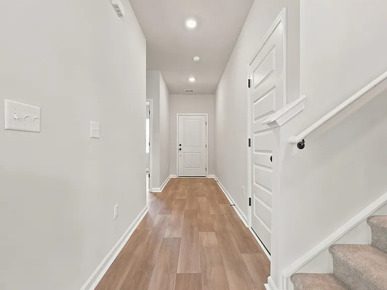605 Southwind Way — Photo 20