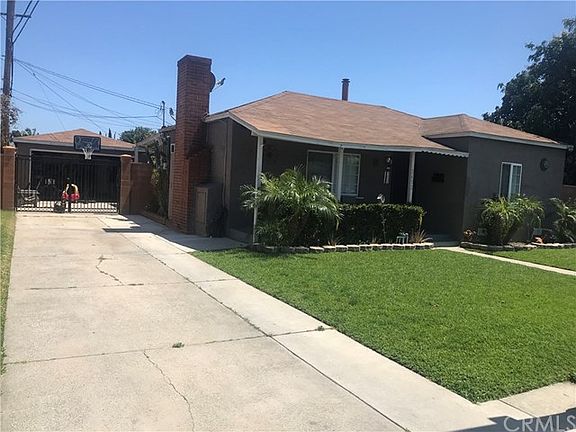 2nd image of 2632 Hayes Ave
