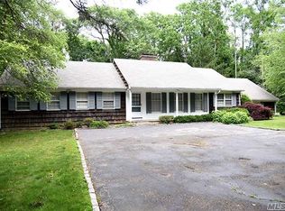 58 Wheatley Rd, Glen Head, NY 11545