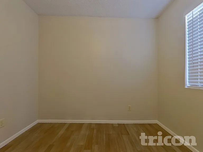 7044 W Taylor St — Photo 12