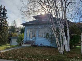 1015 E Houghton Ave, Houghton, MI 49931