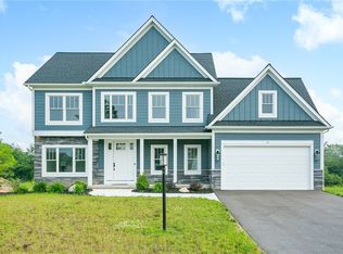 31 Bay View Ter, Geneva, NY 14456