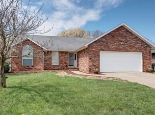 705 S Duke Ave, Springfield, MO 65802