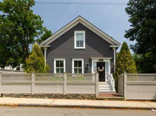 49 3rd St, Newport, RI 02840