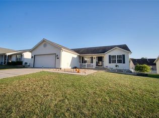 1469 Manchester Dr, Shiloh, IL 62269