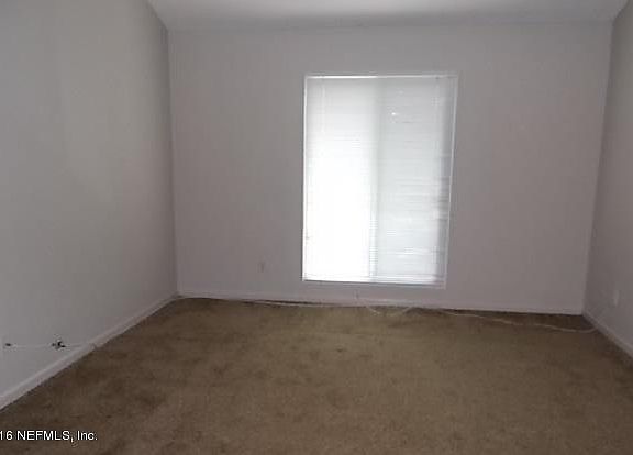 4th image of 4819 Martinique Ct