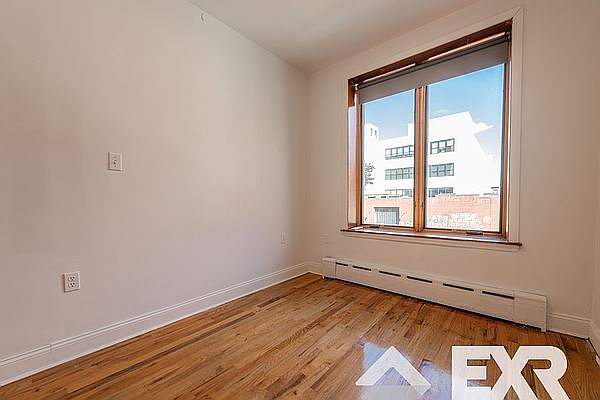 1st image of 914 Bergen St #3