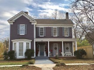 195 N Randolph St, Holly Springs, MS 38635