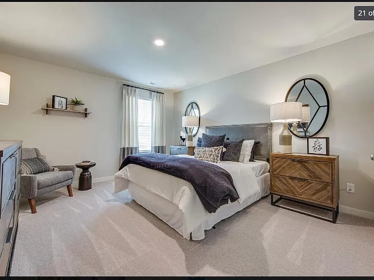 758 Mickelson Way — Photo 10