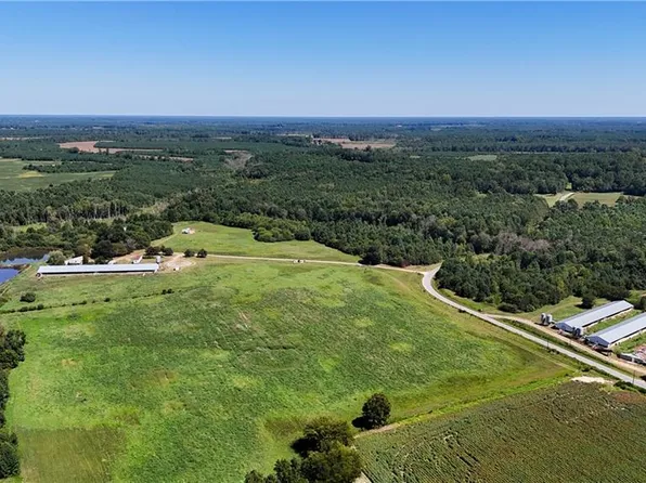 27950 Garris Mill Rd, Boykins, VA 23827