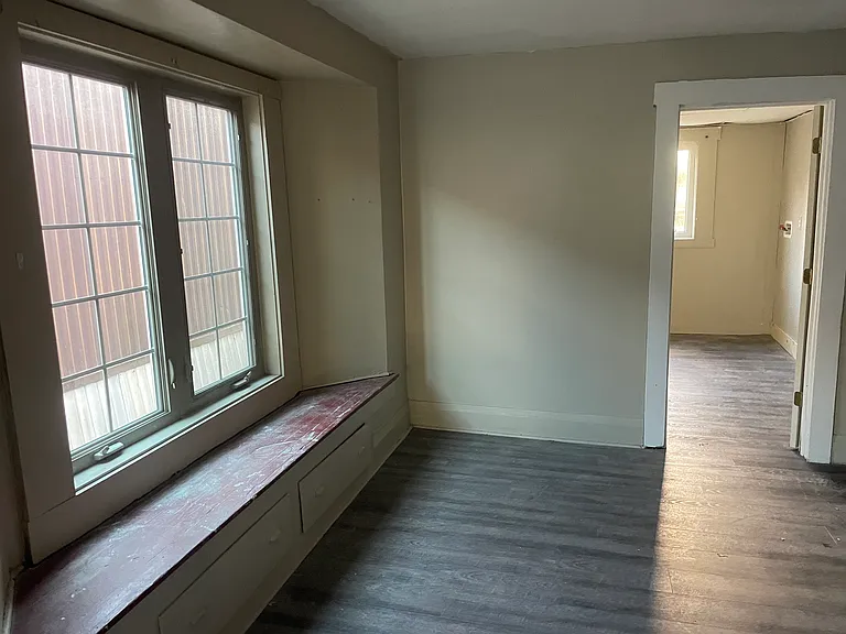 108 Miller St #1 — Photo 3
