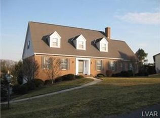 3947 Shirley Dr, Schnecksville, PA