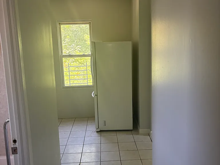 80 Brewster St #2 — Photo 12