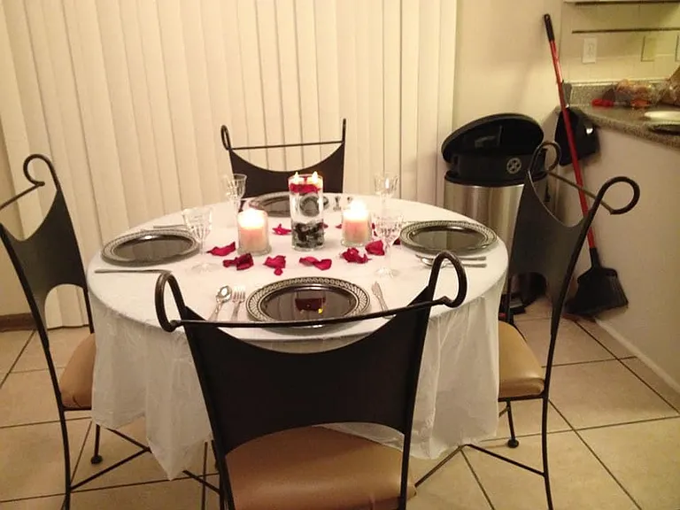 breakfast area