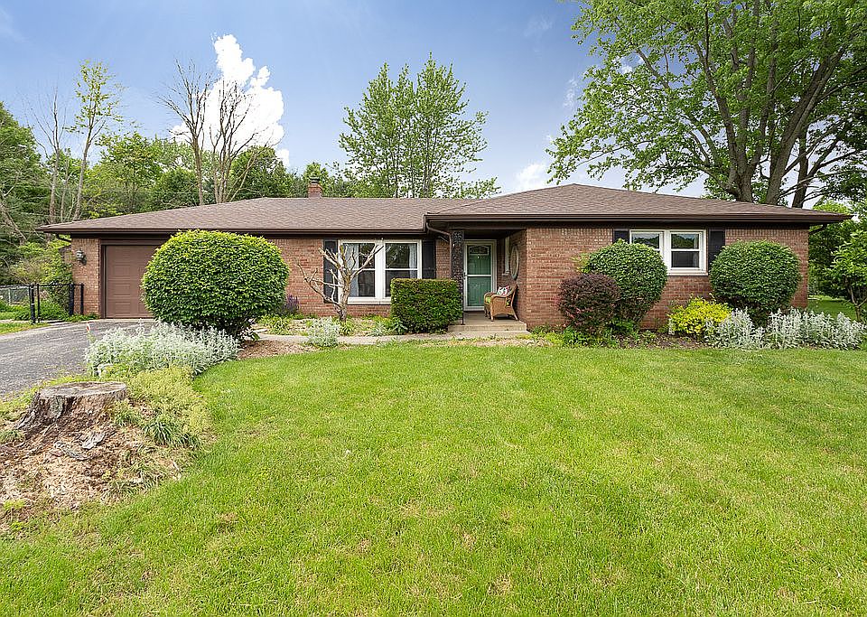 1st image of 9816 Malvina Ct