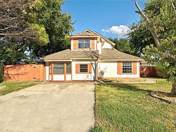 5th image of 2116 Caprice Dr