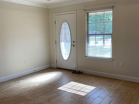 4th image of 1217 Dale St