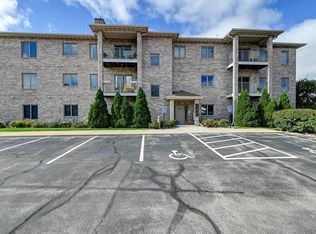 240 Fairview Cir, Waunakee, WI 53597